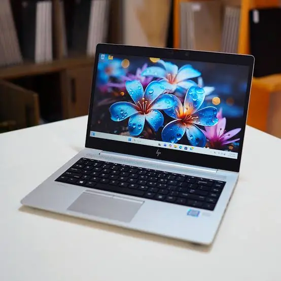 HP EliteBook 840 G5 – Intel Core i5 8th Gen, 8GB RAM, 256GB SSD, 14”